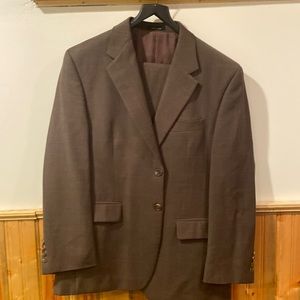 Ralph Lauren 2 piece suit wool suit.  Pleated pants length 30